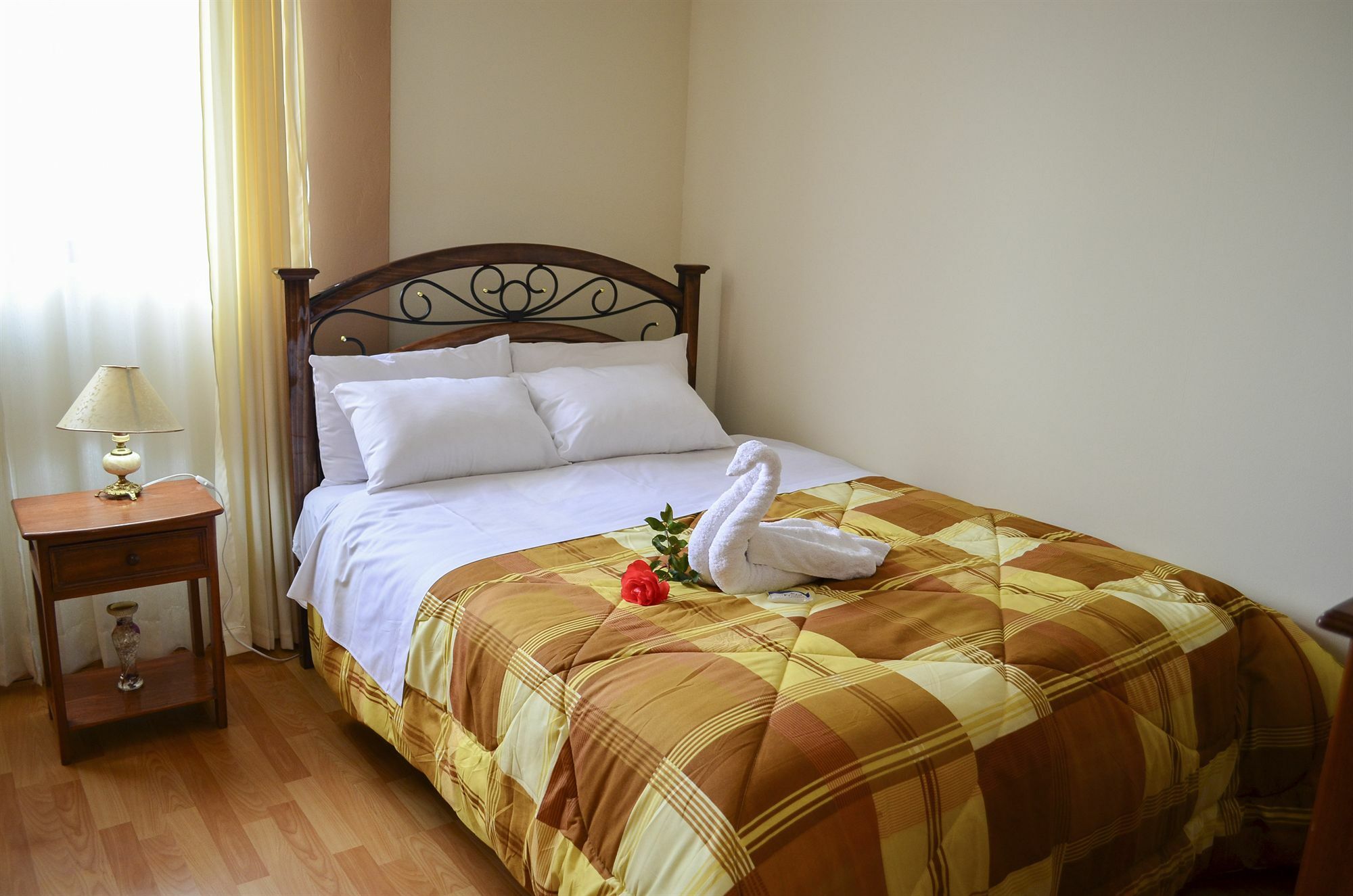 Sonnenthal Bed & Breakfast Куско Экстерьер фото