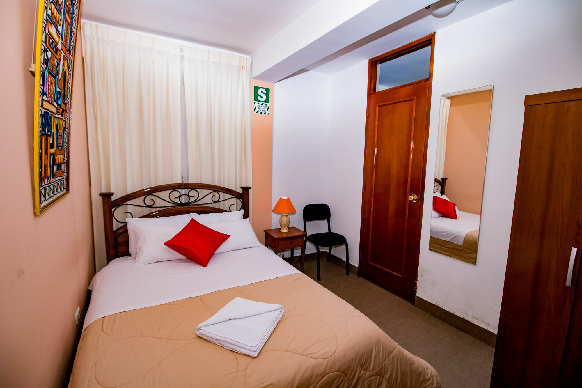 Sonnenthal Bed & Breakfast Куско Экстерьер фото